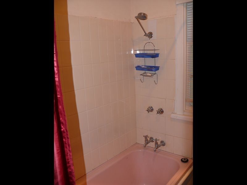 38 Eighth Avenue, Raymond Island VIC 3880