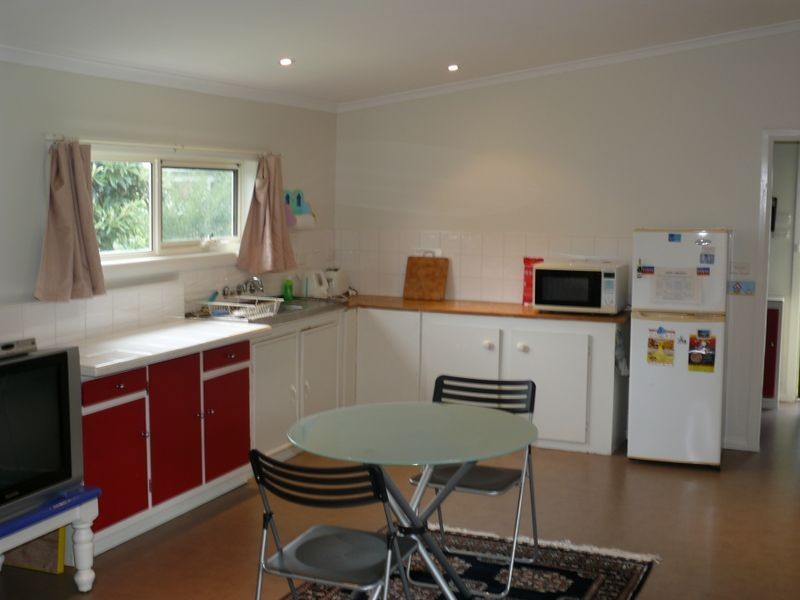 38 Eighth Avenue, Raymond Island VIC 3880