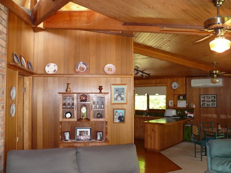 35 First Parade, Raymond Island VIC 3880