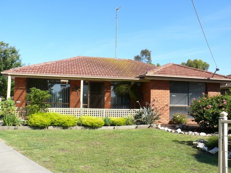 10 Lara Close, Paynesville VIC 3880