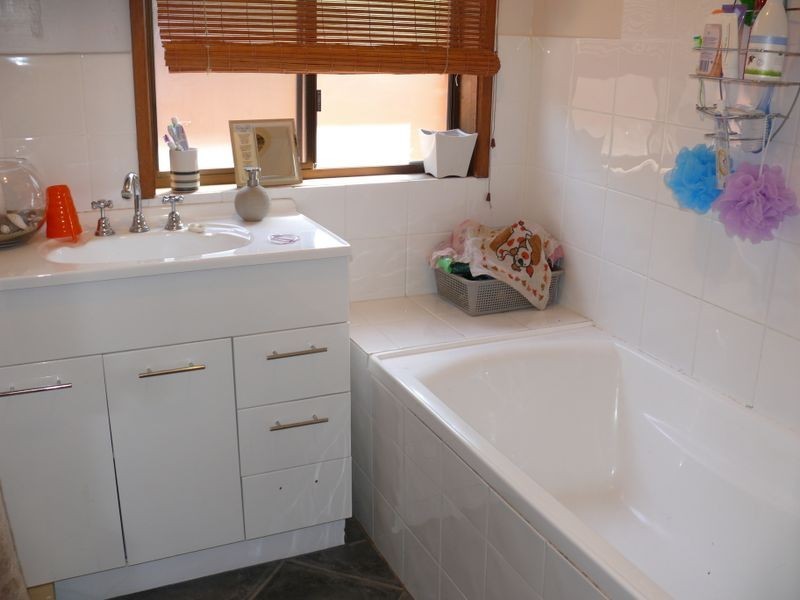 10 Lara Close, Paynesville VIC 3880