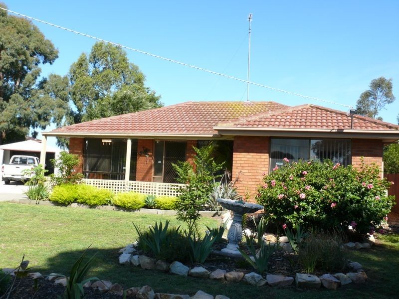 10 Lara Close, Paynesville VIC 3880