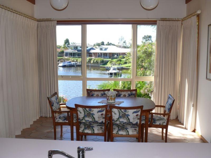 11 Sheerwater Terrace, Paynesville VIC 3880