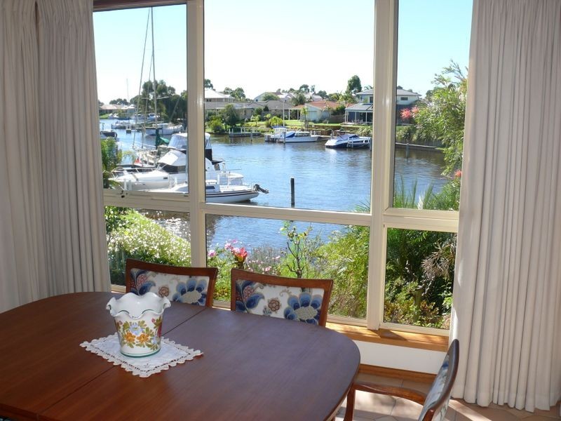 11 Sheerwater Terrace, Paynesville VIC 3880