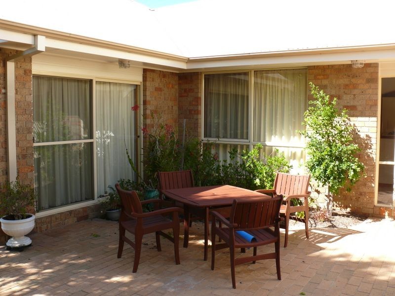 11 Sheerwater Terrace, Paynesville VIC 3880