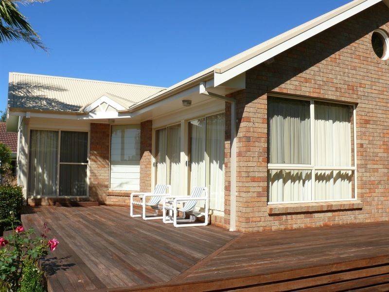 11 Sheerwater Terrace, Paynesville VIC 3880