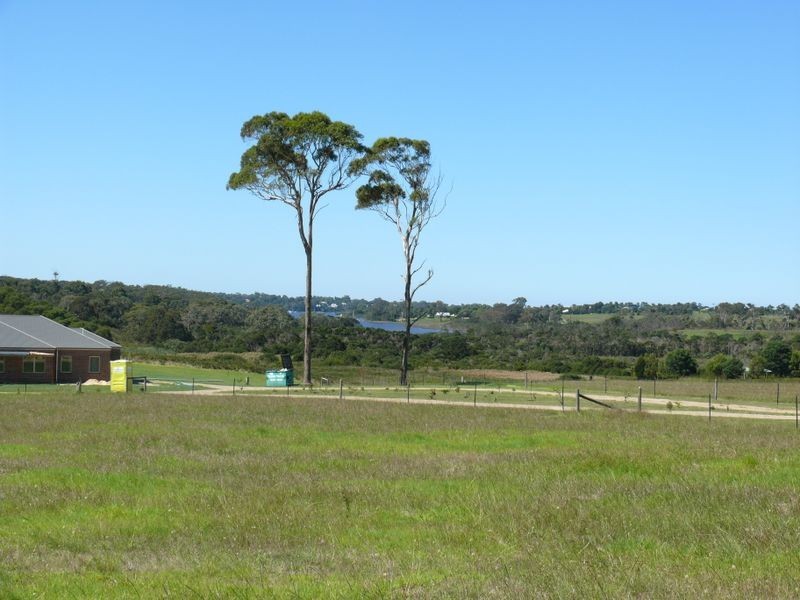39 Corins Crescent, Newlands Arm VIC 3875
