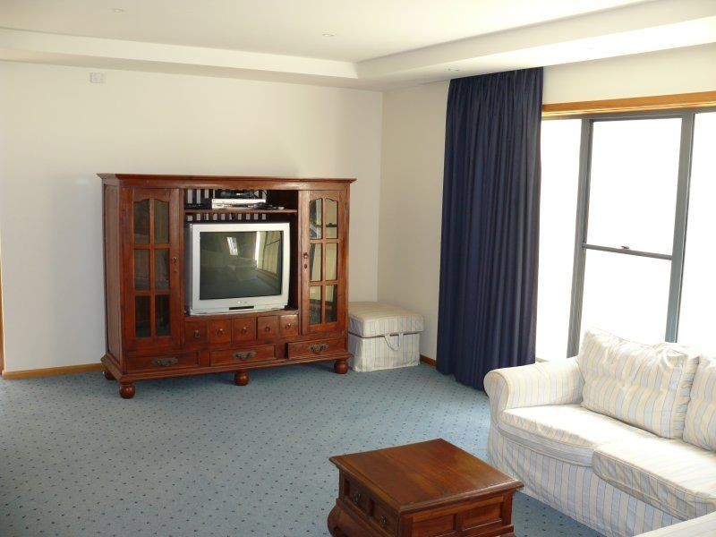 Unit 1/15 King Street, Paynesville VIC 3880