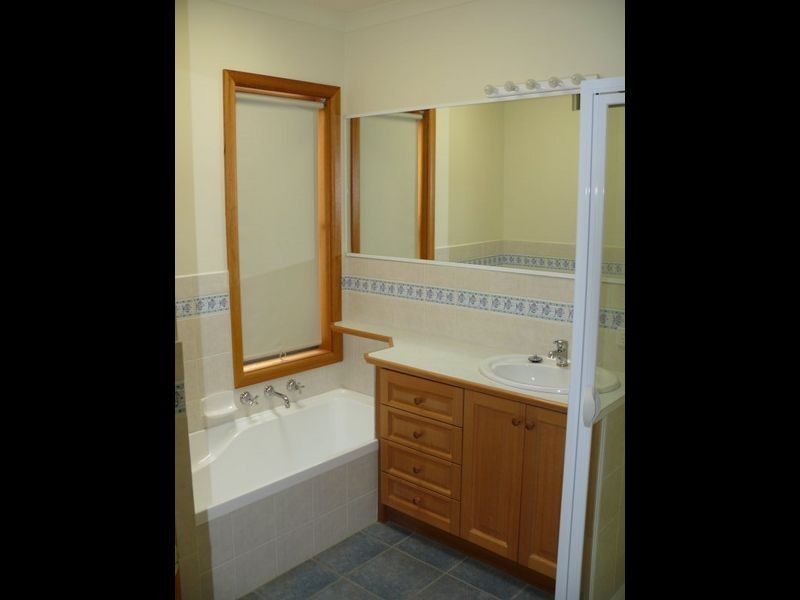 Unit 1/15 King Street, Paynesville VIC 3880