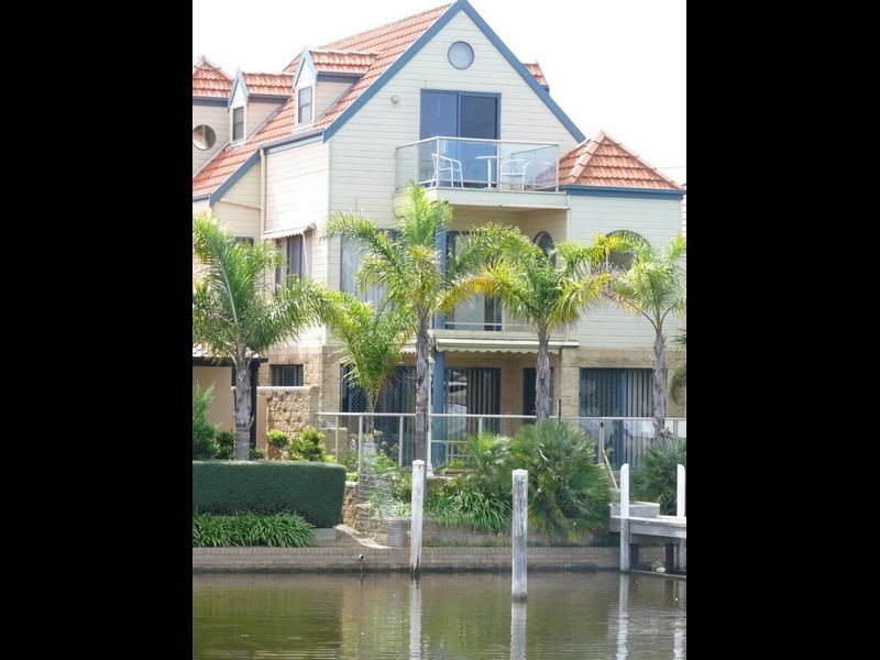 Unit 1/15 King Street, Paynesville VIC 3880