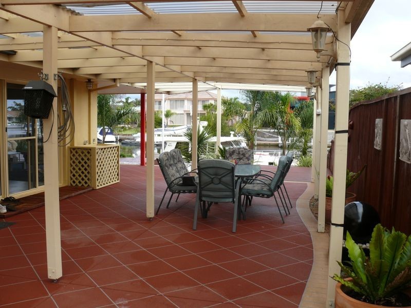 18 Aquarius Way, Paynesville VIC 3880