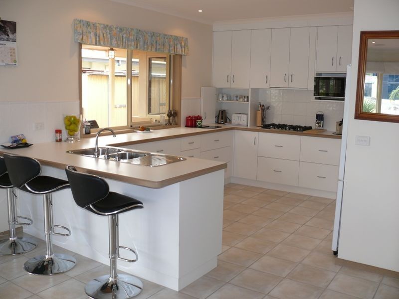 18 Aquarius Way, Paynesville VIC 3880