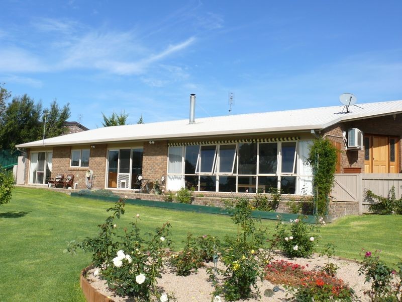 13 Horizon Way, Newlands Arm VIC 3875