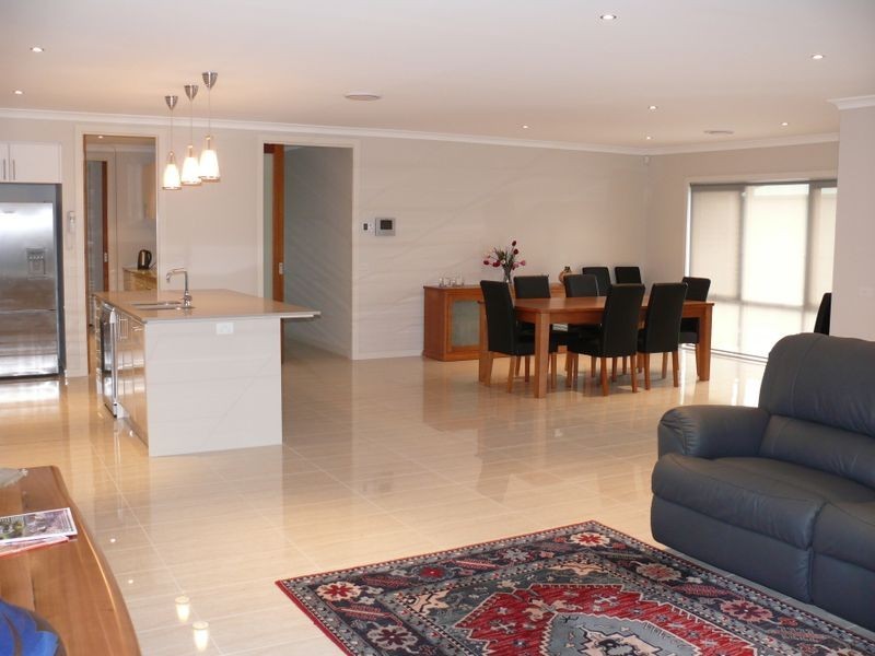 3 Wisteria Place, Paynesville VIC 3880