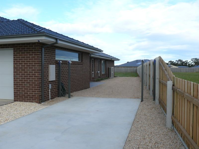 3 Wisteria Place, Paynesville VIC 3880