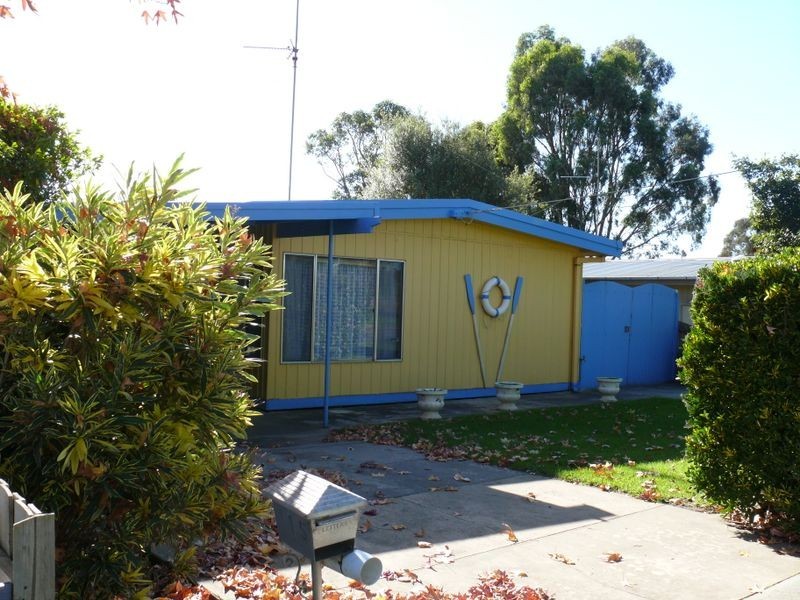 115 Bay Road, Eagle Point VIC 3878