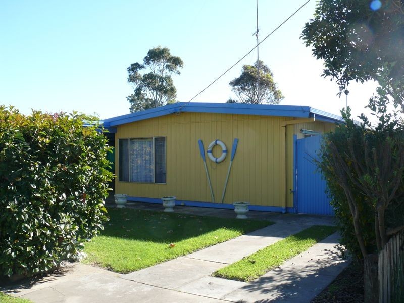 115 Bay Road, Eagle Point VIC 3878