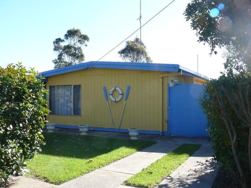 115 Bay Road, Eagle Point VIC 3878