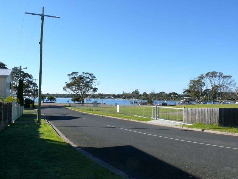 41 McMillan Grove, Paynesville VIC 3880