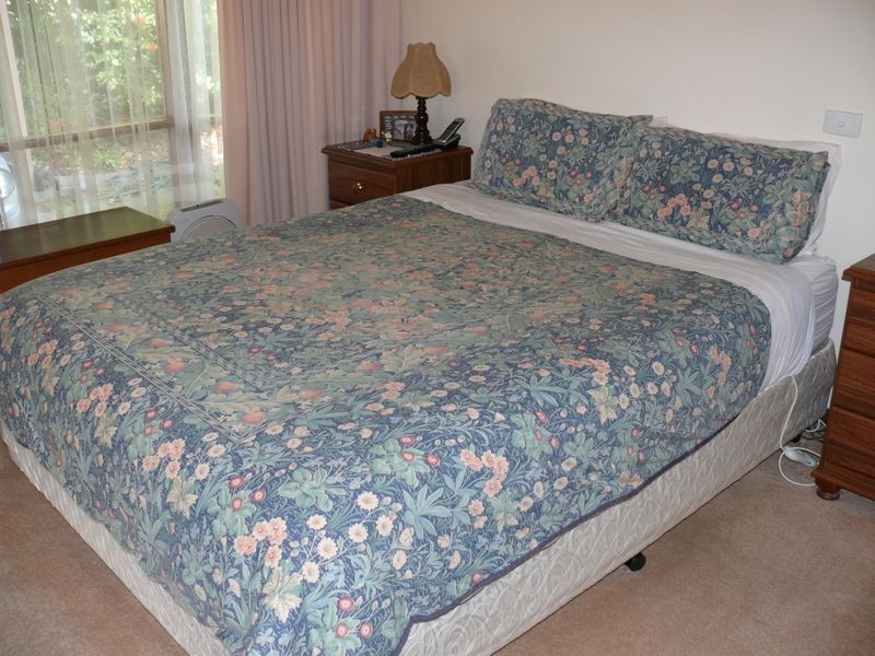 8 Fullarton Drive, Paynesville VIC 3880