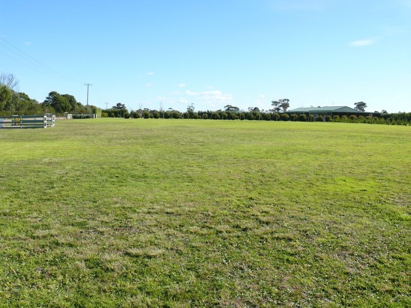 1/35 Birrells Road, Newlands Arm VIC 3875