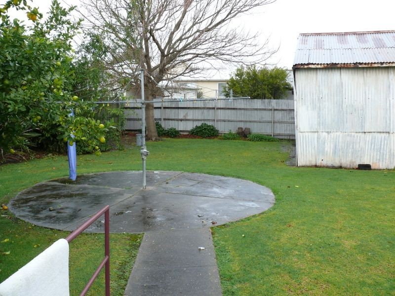3 School Road, Eagle Point VIC 3878