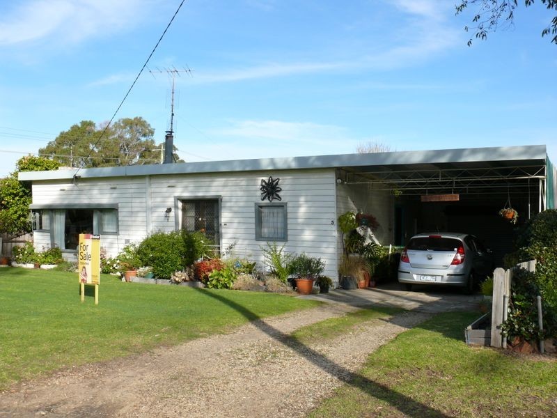 3 School Road, Eagle Point VIC 3878
