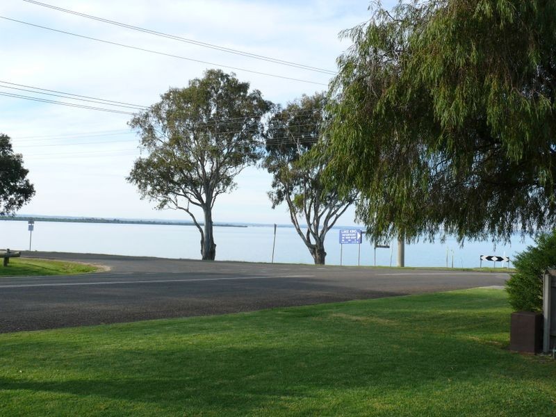 3 School Road, Eagle Point VIC 3878