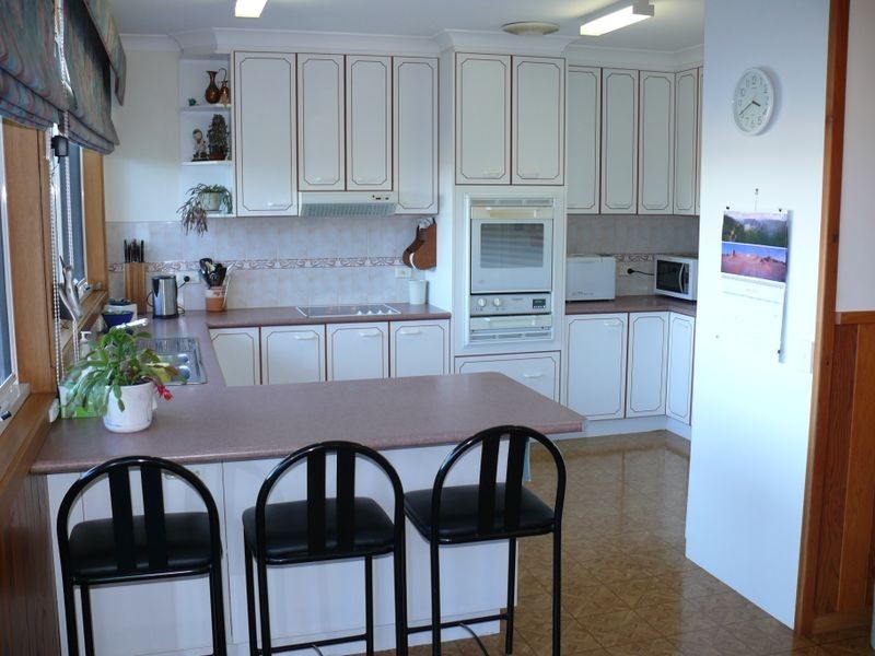 17 Schooner Terrace, Paynesville VIC 3880