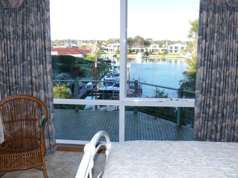 17 Schooner Terrace, Paynesville VIC 3880