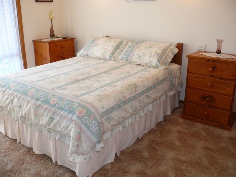 17 Schooner Terrace, Paynesville VIC 3880