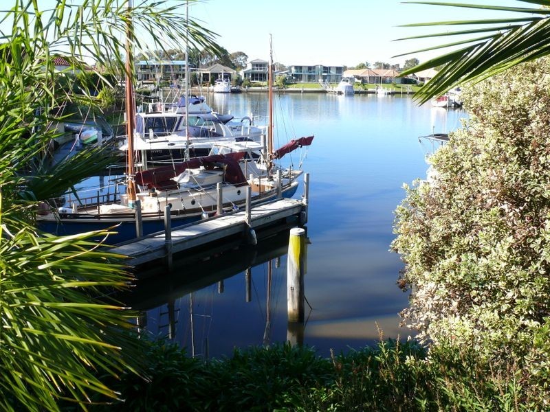 17 Schooner Terrace, Paynesville VIC 3880