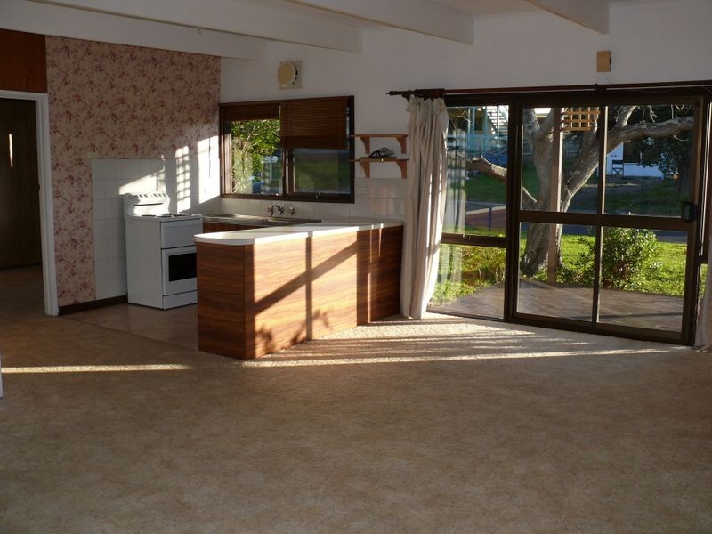 35 McMillan Grove, Paynesville VIC 3880