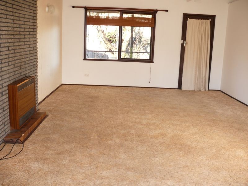 35 McMillan Grove, Paynesville VIC 3880