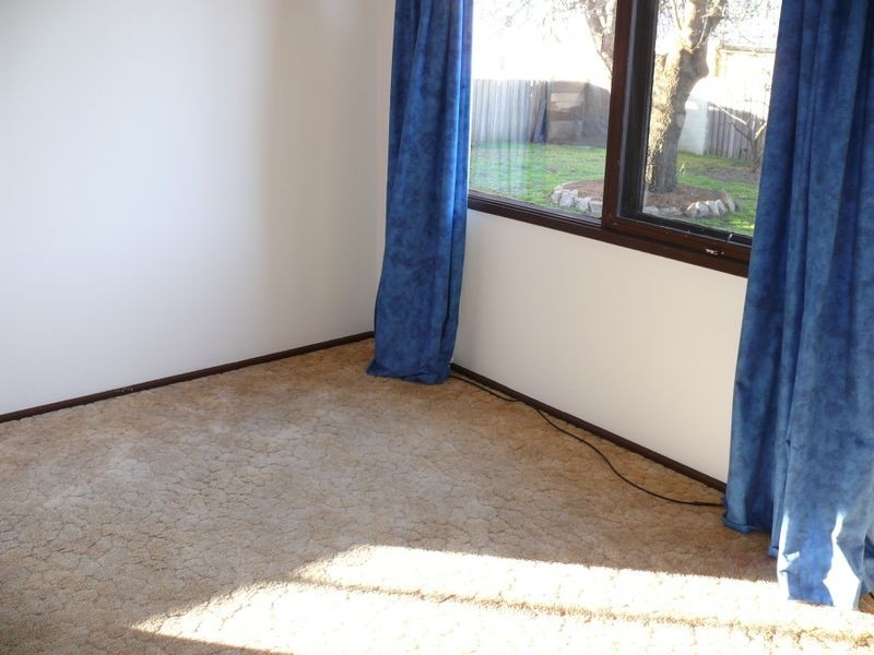 35 McMillan Grove, Paynesville VIC 3880