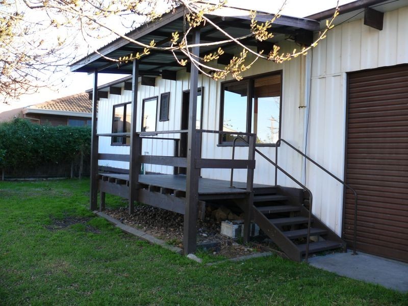 35 McMillan Grove, Paynesville VIC 3880