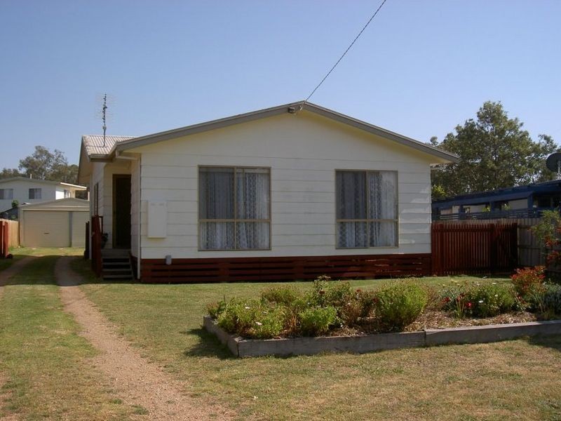 7 White Court, Eagle Point VIC 3878