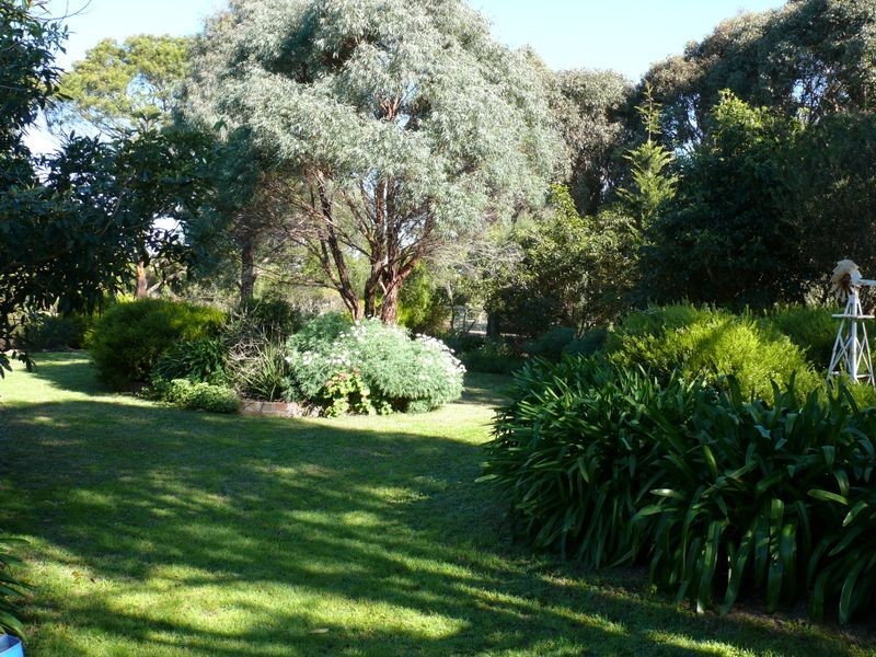 20 Boyd Court, Eagle Point VIC 3878