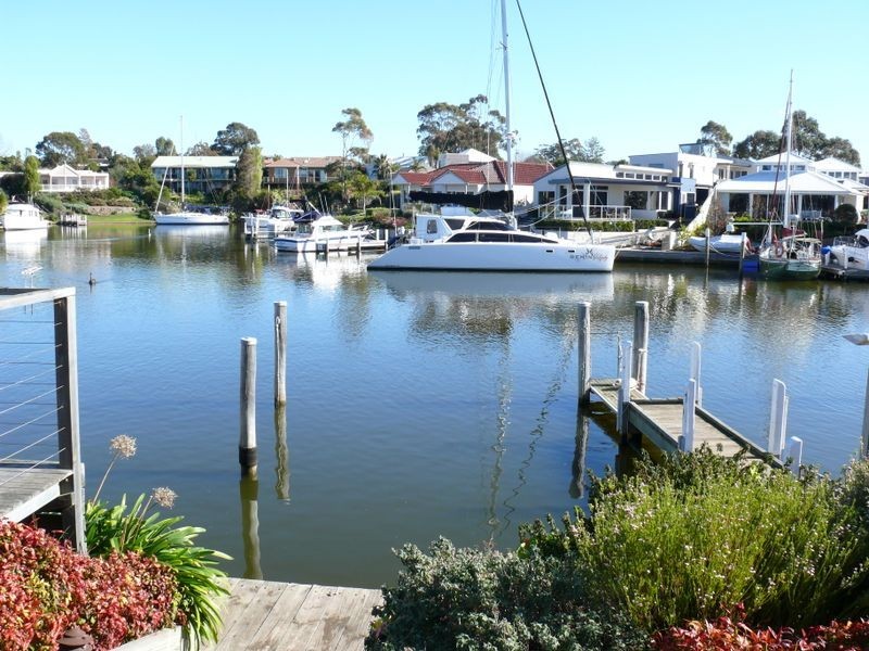 13A Windjammer Court, Paynesville VIC 3880