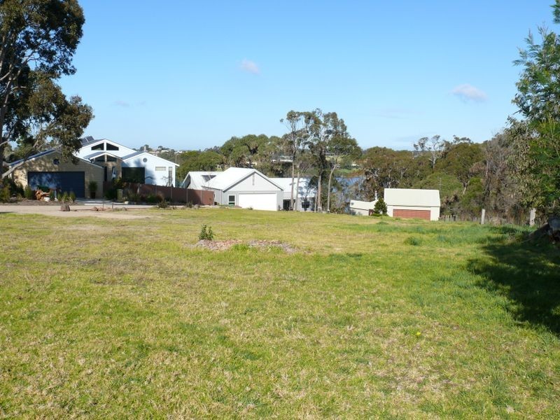 11 Kellina Court, Paynesville VIC 3880