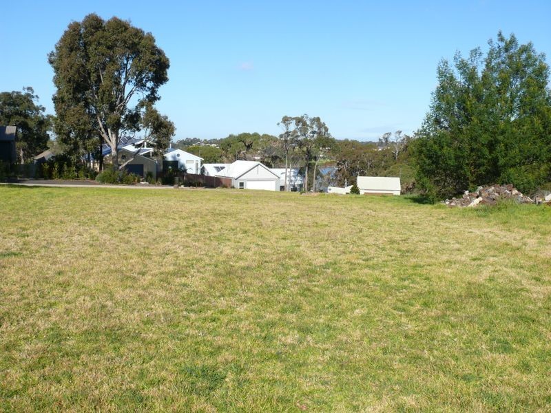 11 Kellina Court, Paynesville VIC 3880