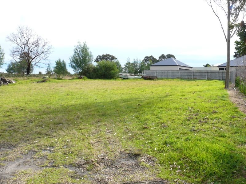 11 Kellina Court, Paynesville VIC 3880