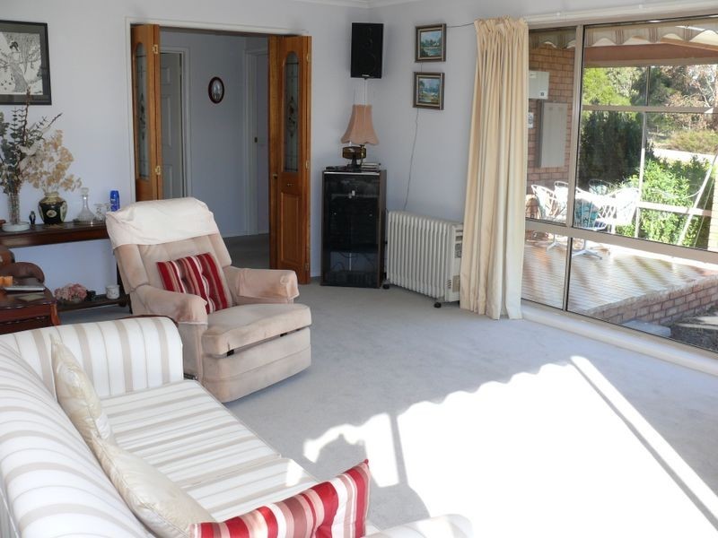 8 Meridian Way, Newlands Arm VIC 3875