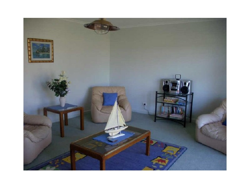 1 Marina Drive, Paynesville VIC 3880