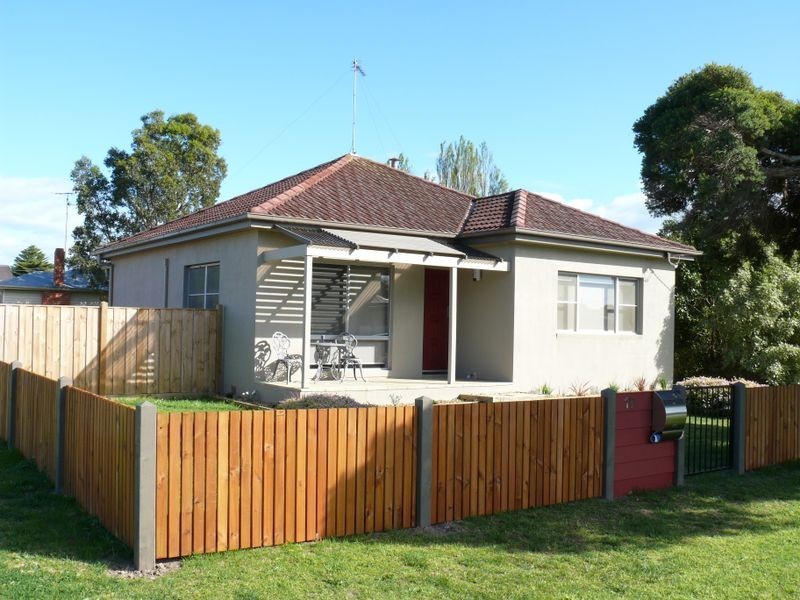 19 Wellington Street, Paynesville VIC 3880