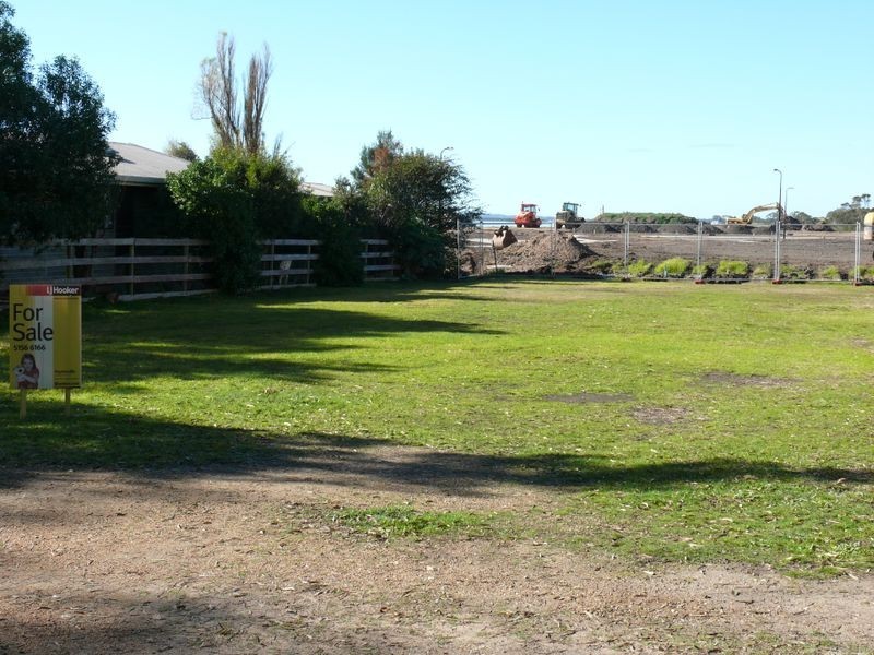 4 Green Court, Eagle Point VIC 3878