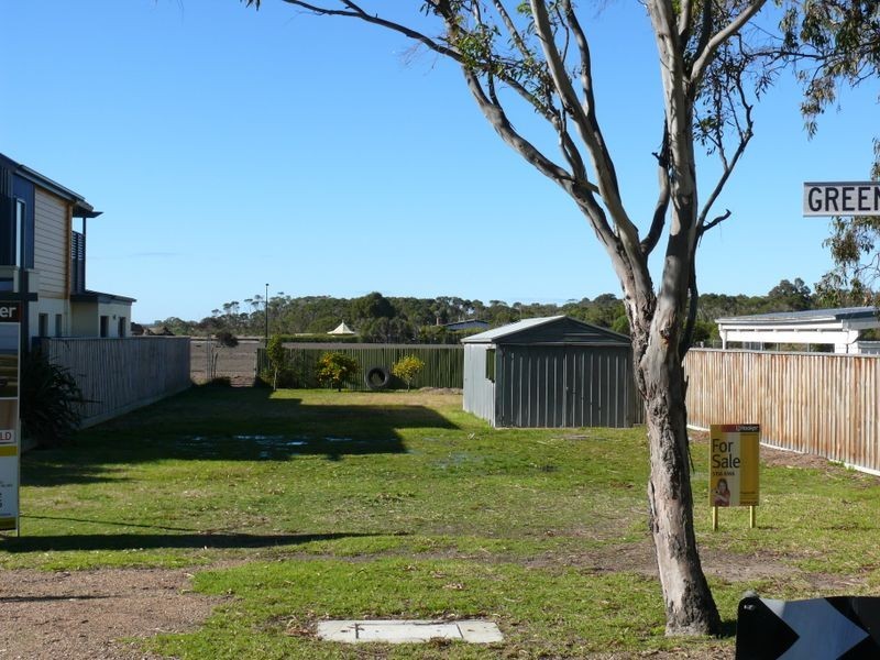 91 Bay Road, Eagle Point VIC 3878