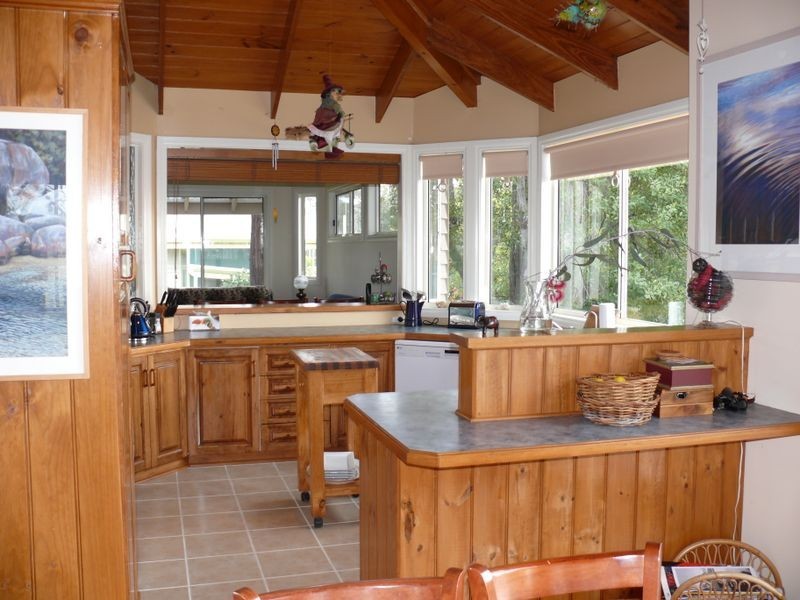 16 Tait Street, Eagle Point VIC 3878