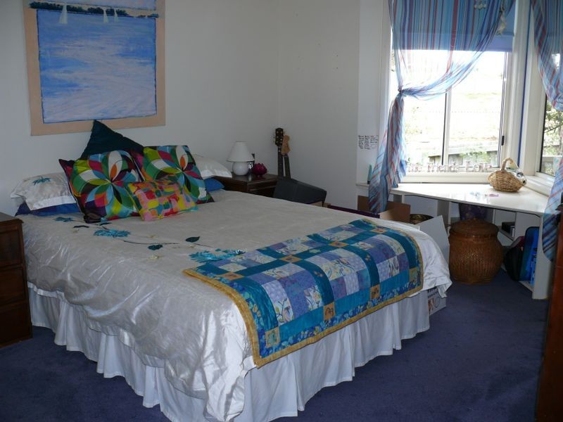 16 Tait Street, Eagle Point VIC 3878