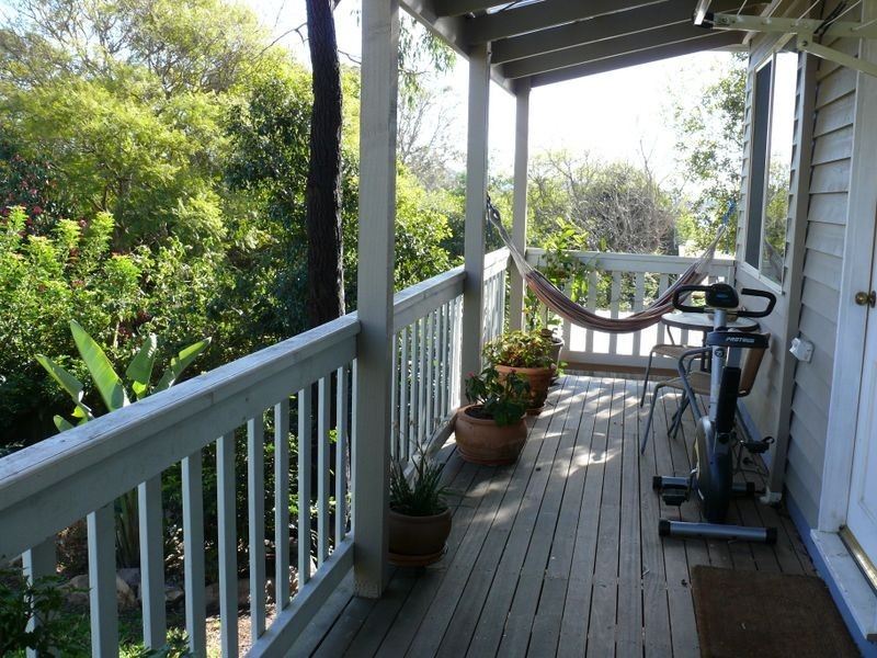 16 Tait Street, Eagle Point VIC 3878